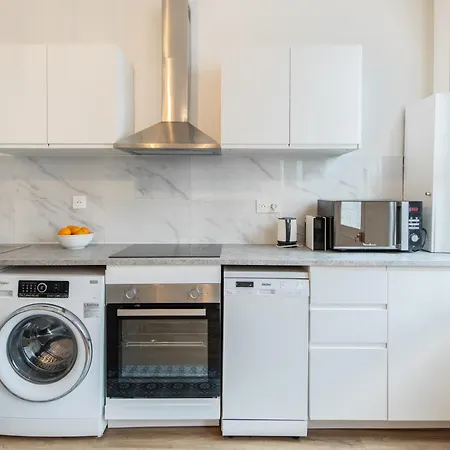 Apartamento Spacious And Bright 2-bedroom Large Very Close To Paris - Near Metro