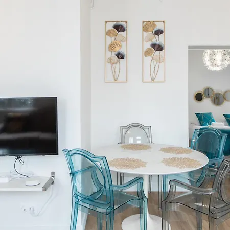 Appartamento Spacious And Bright 2-bedroom Large Very Close To Paris - Near Metro *