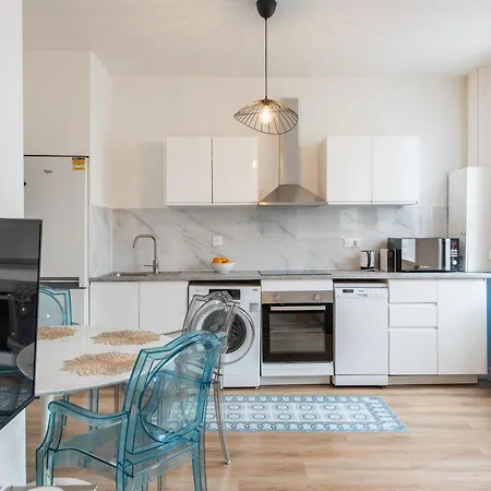 Spacious And Bright 2-bedroom Large Very Close To Paris - Near Metro Apartamento Boulogne-Billancourt