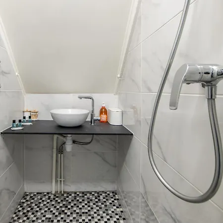 Apartamento Spacious And Bright 2-bedroom Large Very Close To Paris - Near Metro