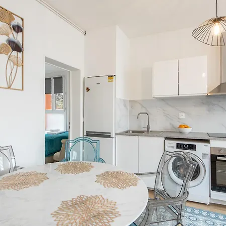 Apartamento Spacious And Bright 2-bedroom Large Very Close To Paris - Near Metro